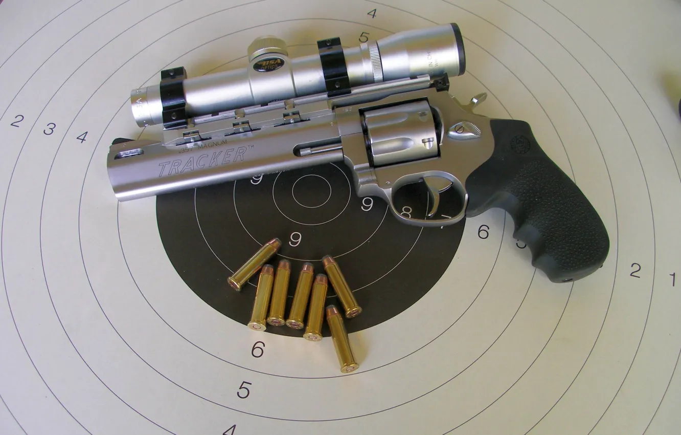 Фото обои патроны, револьвер, мишень, оптический прицел, revolver, Taurus, 357 Magnum