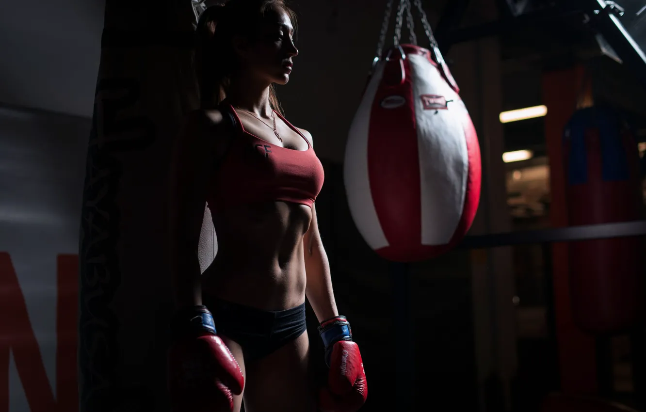 Фото обои woman, boxing, shadows