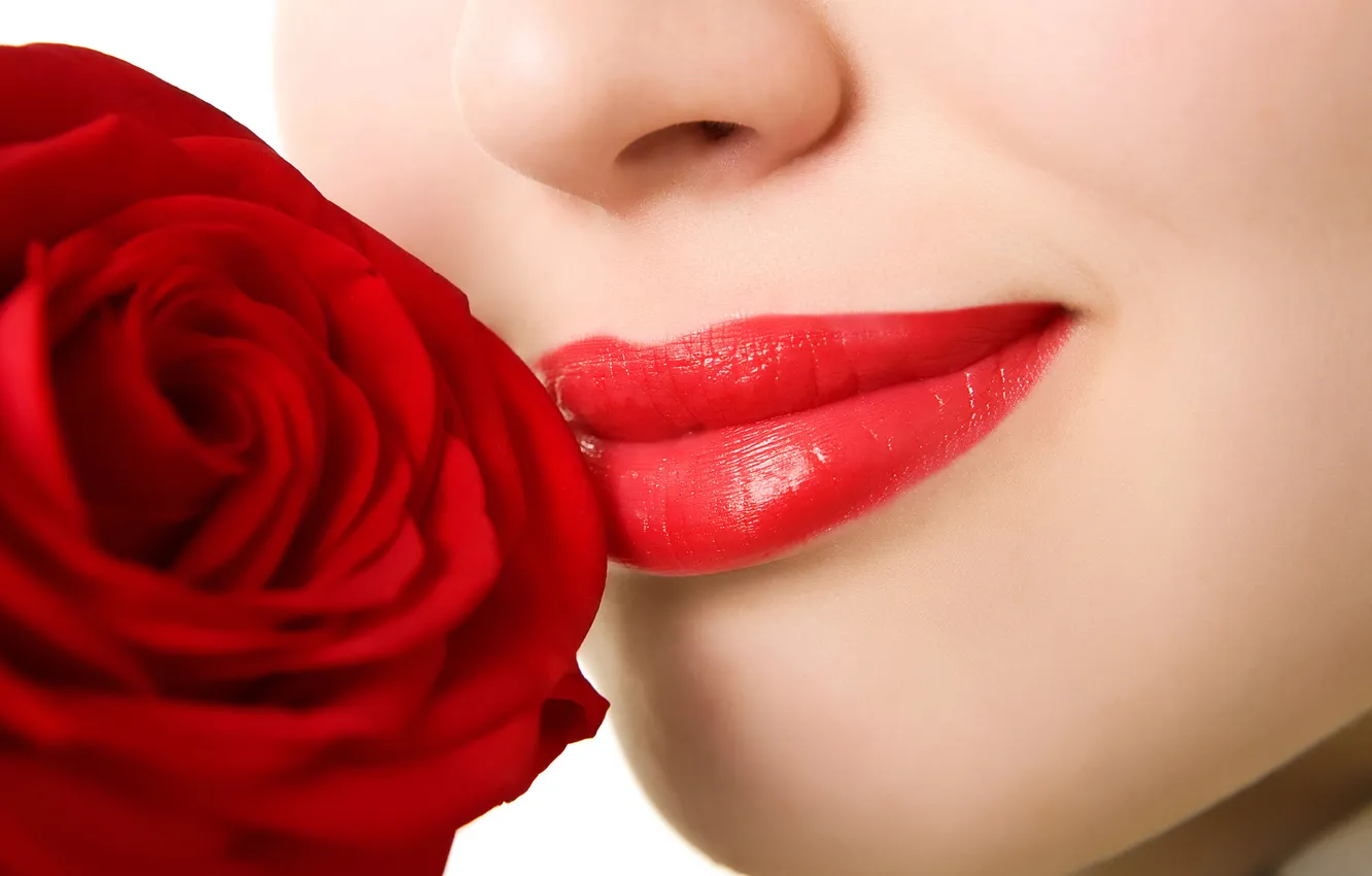 Фото обои цветок, лицо, улыбка, обои, роза, губы, носик