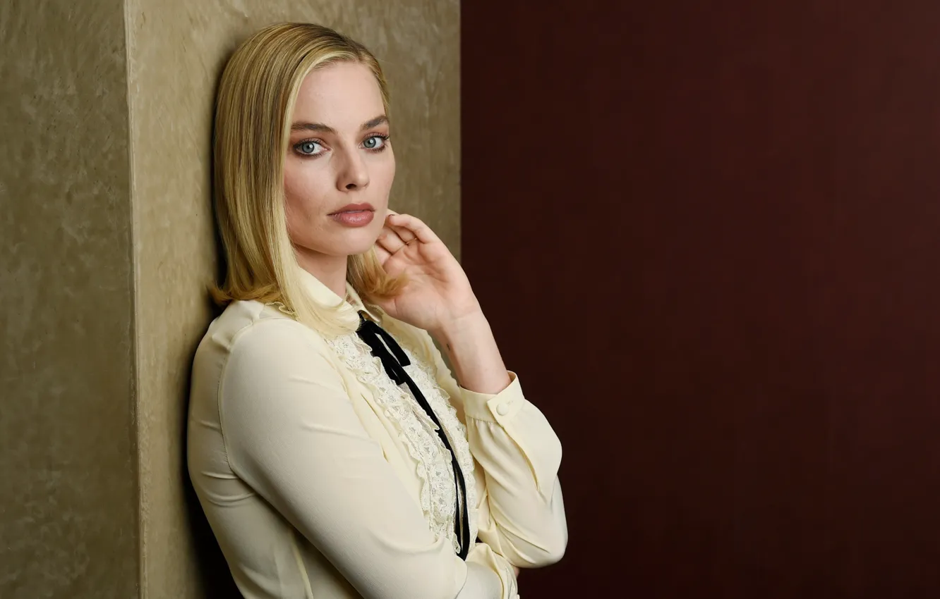 Фото обои beautiful, beauty, blonde, actress, photoshoot, makeup, hairstyle, Margot Robbie