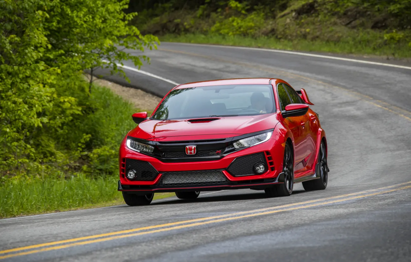 Фото обои дорога, зелень, красный, Honda, хэтчбэк, пятидверный, 2019, Civic Type R