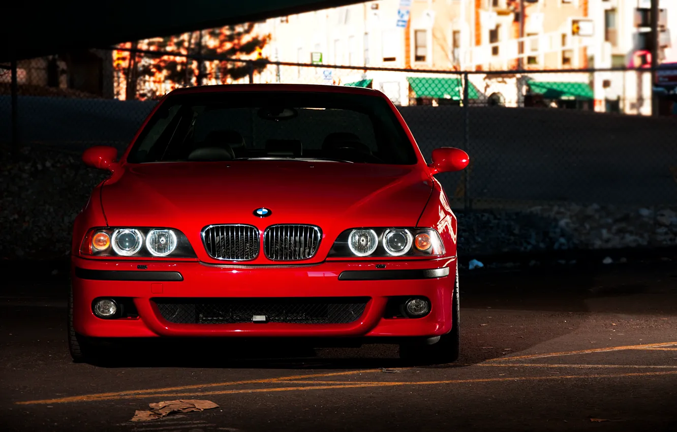 Фото обои City, Red, E39, M5