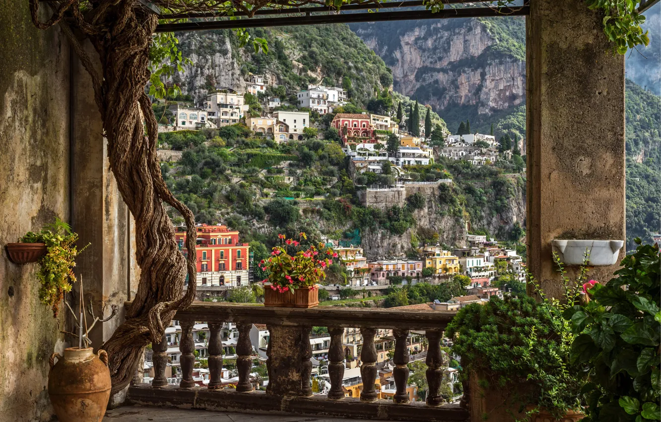 Фото обои цветы, горы, дома, Италия, балкон, Амальфи
