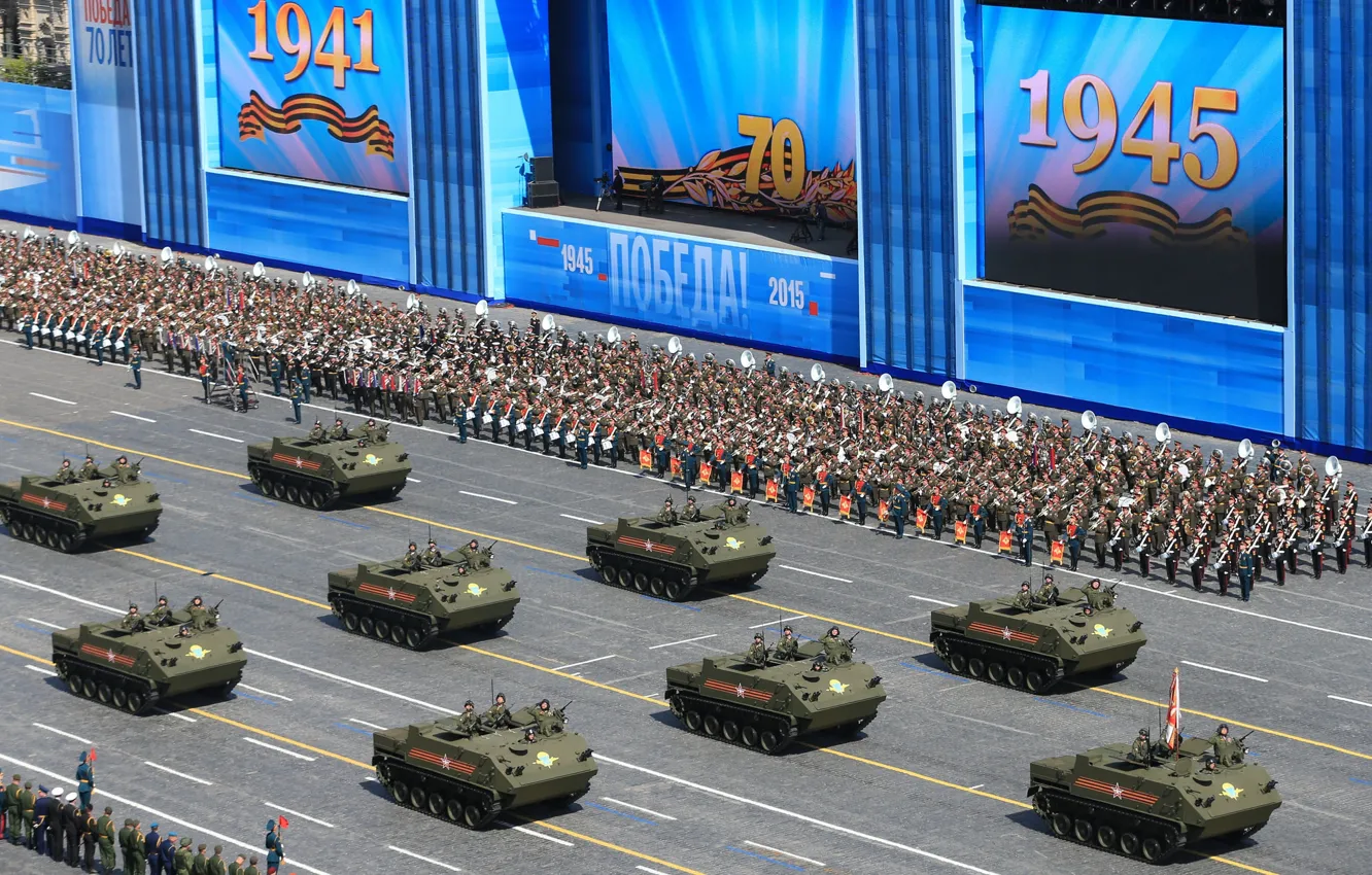 Фото обои город, праздник, день победы, Москва, парад, строй, красная площадь, бронетехника