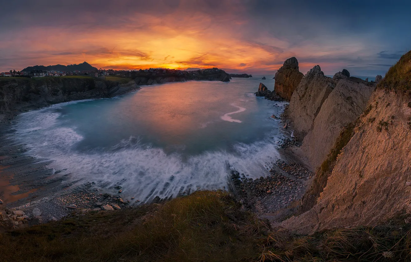 Фото обои море, закат, скалы, бухта, Испания, Spain, Liencres, Бискайский залив