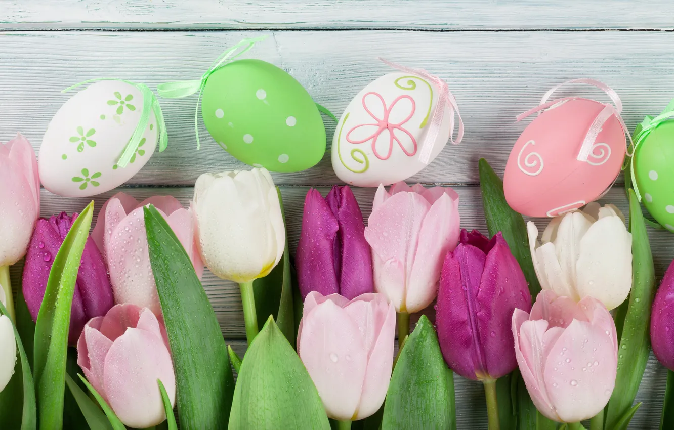 Фото обои цветы, яйца, весна, colorful, Пасха, happy, wood, pink