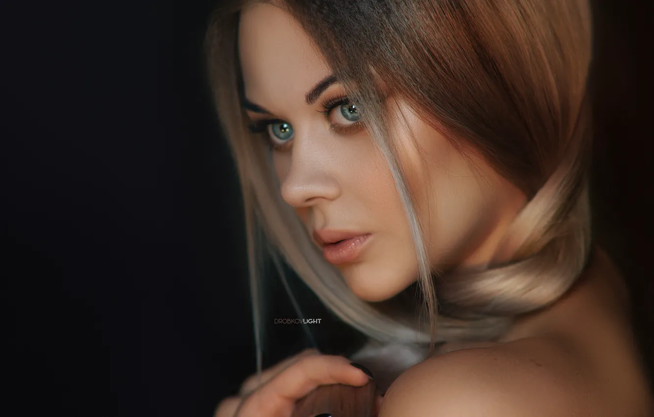 Фото обои взгляд, лицо, фон, волосы, портрет, Alexander Drobkov-Light, Карина Керина