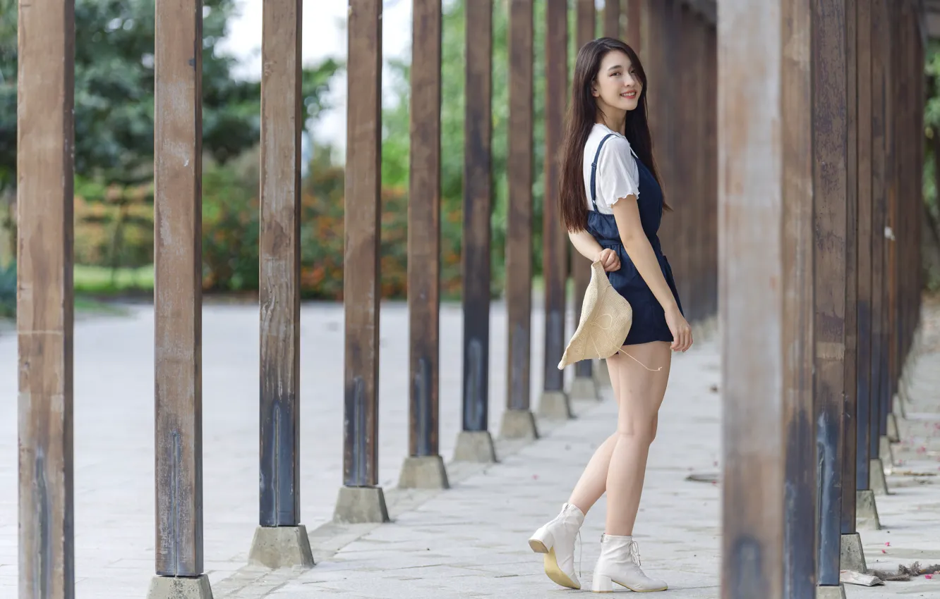 Фото обои girl, beautiful, model, brunette, asian, slim