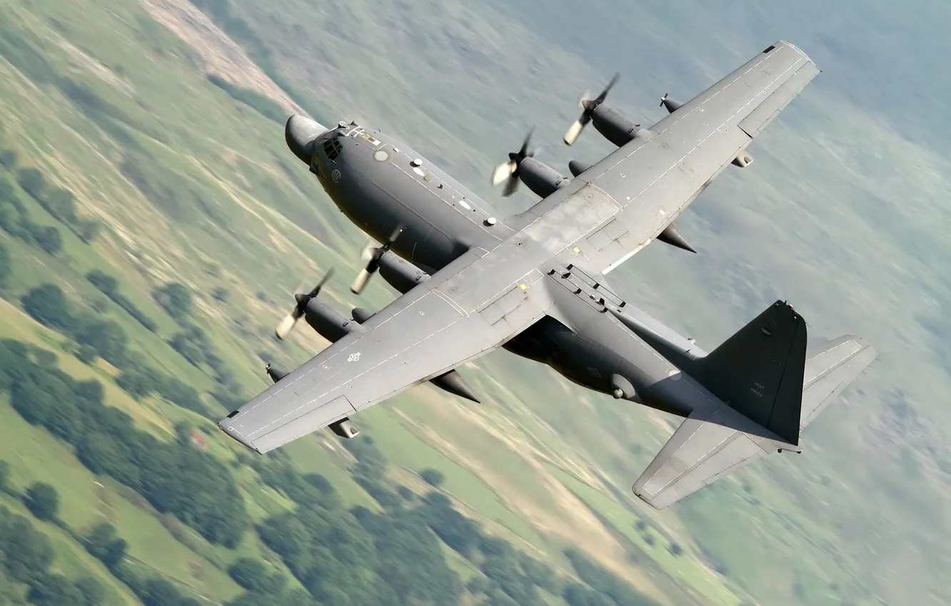 Фото обои полёт, самолёт, военно-транспортный, C-130M