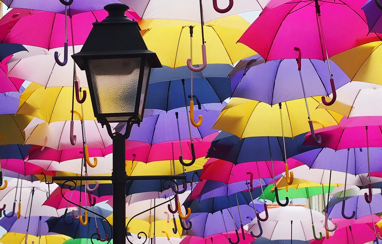 Фото обои colors, фонари, зонтики, lanterns, umbrellas