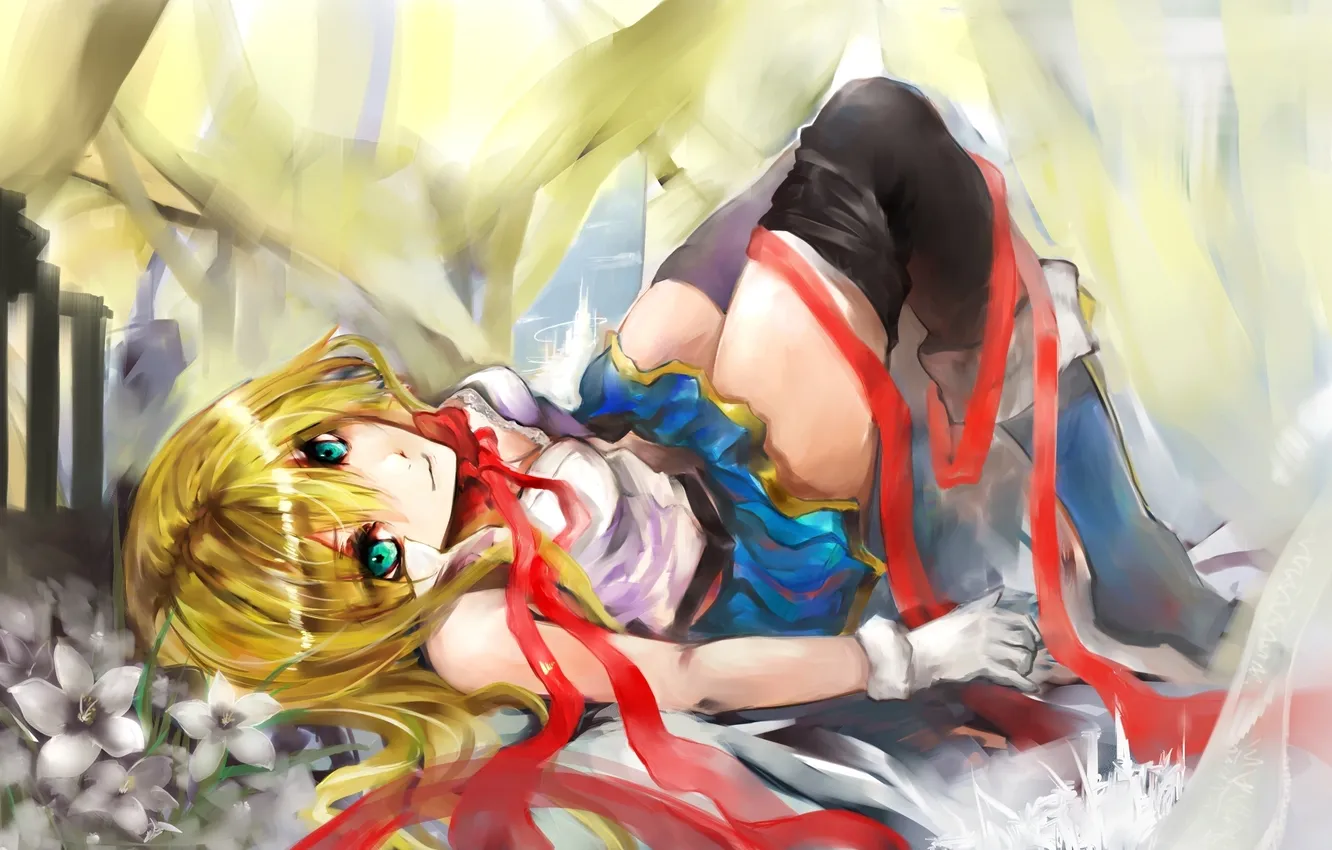 Фото обои взгляд, девушка, цветы, art, blazblue, лежа, noel vermillion, gond