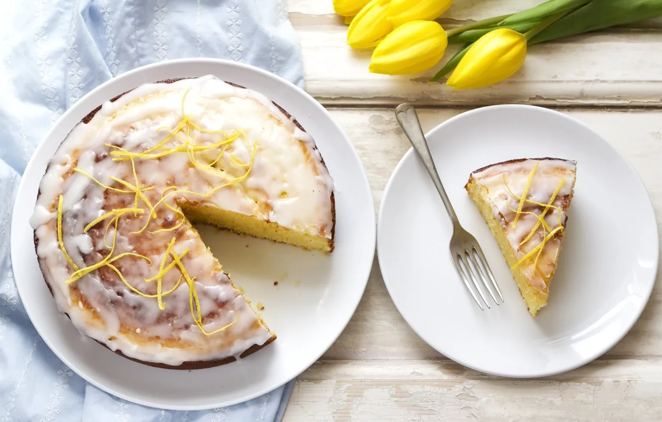 Фото обои лимон, букет, тюльпаны, крем, десерт, кусок, цедра, лимонный пирог