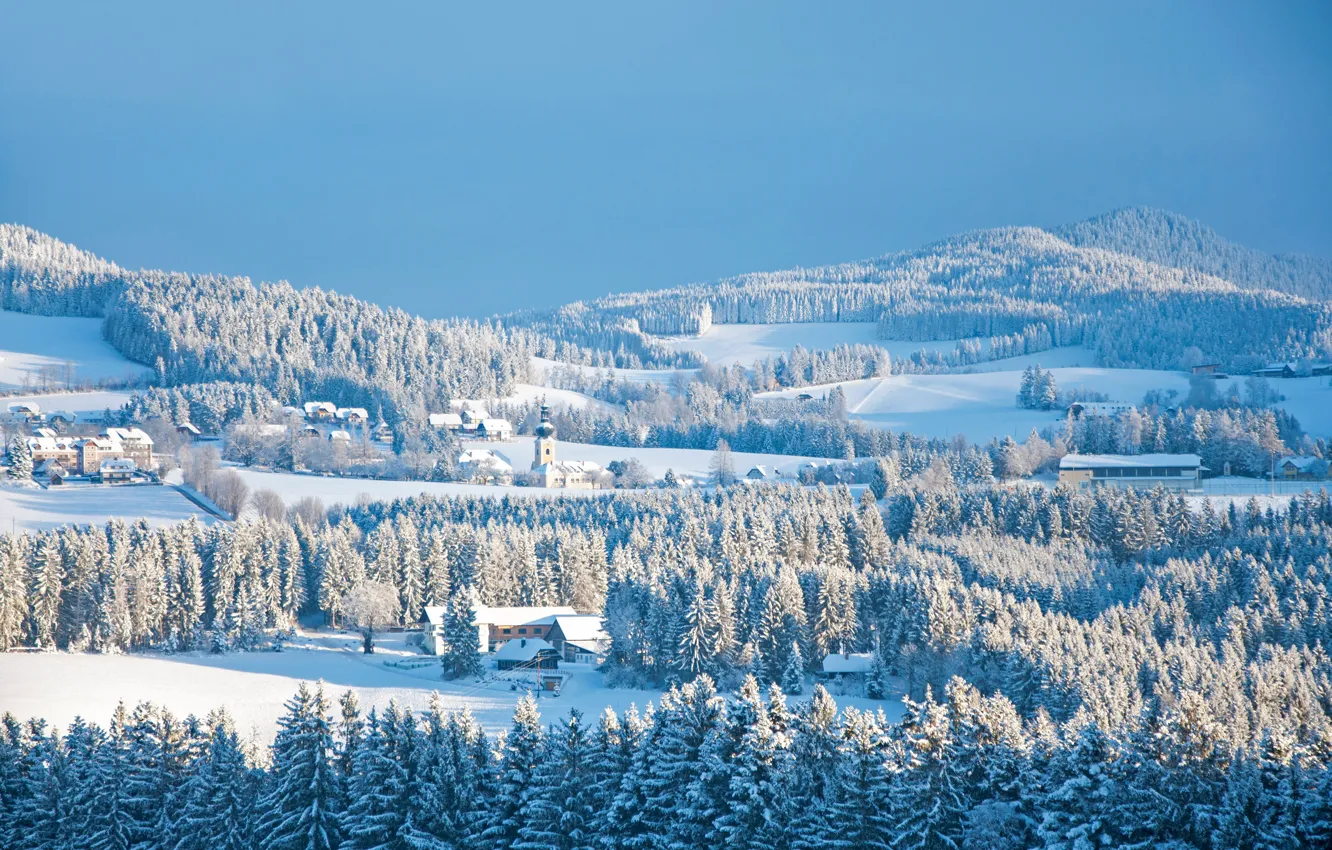 Фото обои зима, лес, небо, свет, снег, пейзаж, горы, холмы