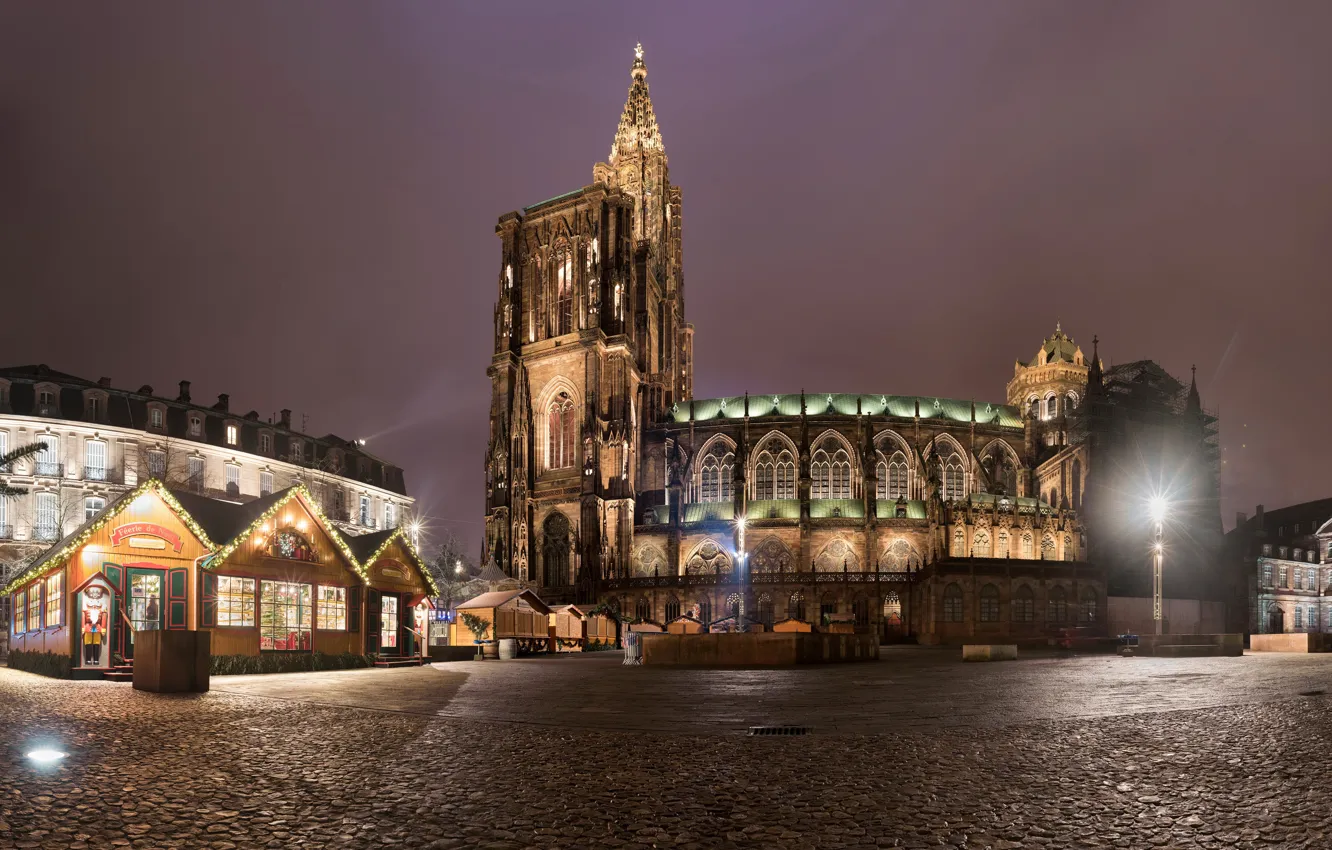 Фото обои ночь, огни, Франция, дома, площадь, фонари, церковь, храм