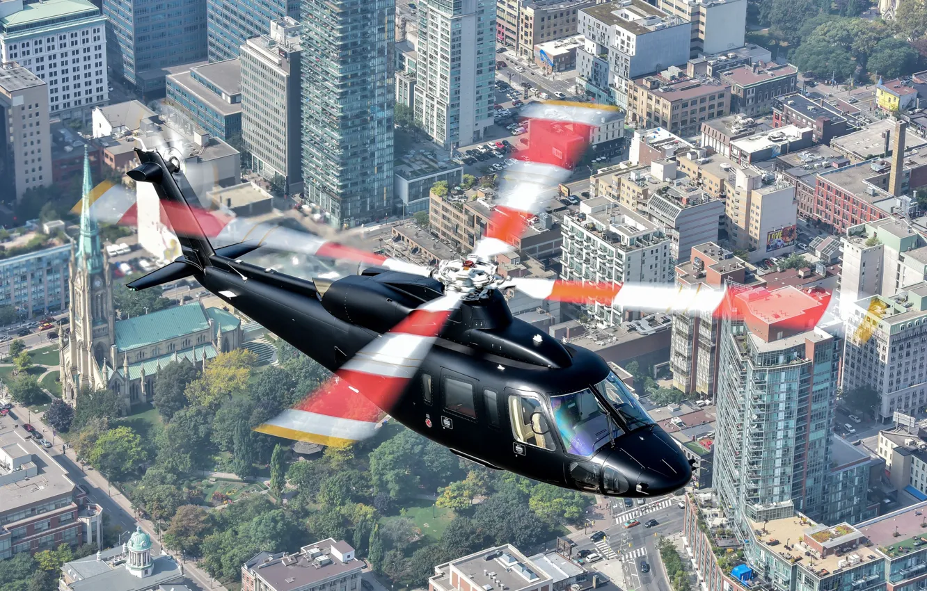 Фото обои город, вертолет, лопасти, Sikorsky S-76D