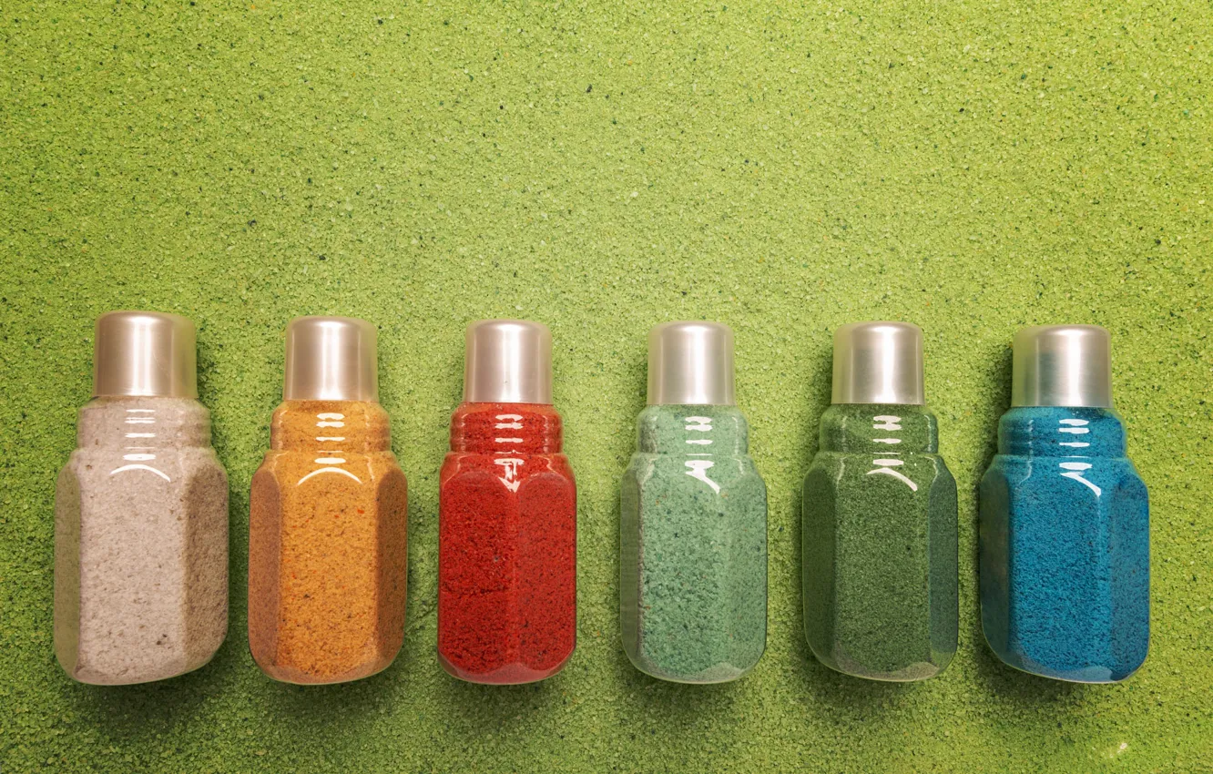 Фото обои баночки, разноцветная, зеленый фон, спа, бутылочки, морская соль, соль дла ванны