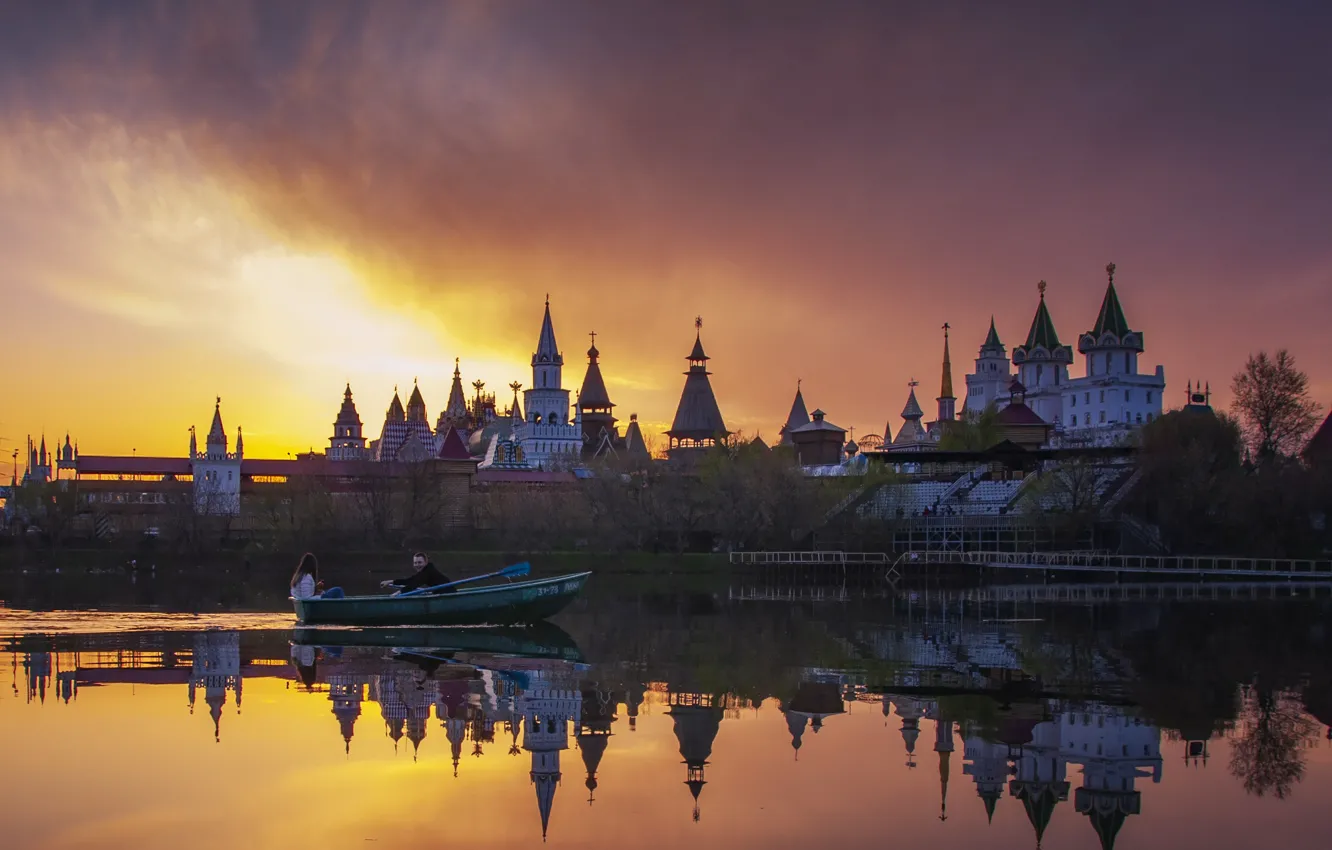 Фото обои пейзаж, закат, природа, озеро, лодка, Кремль, Измайлово, Павел Ныриков