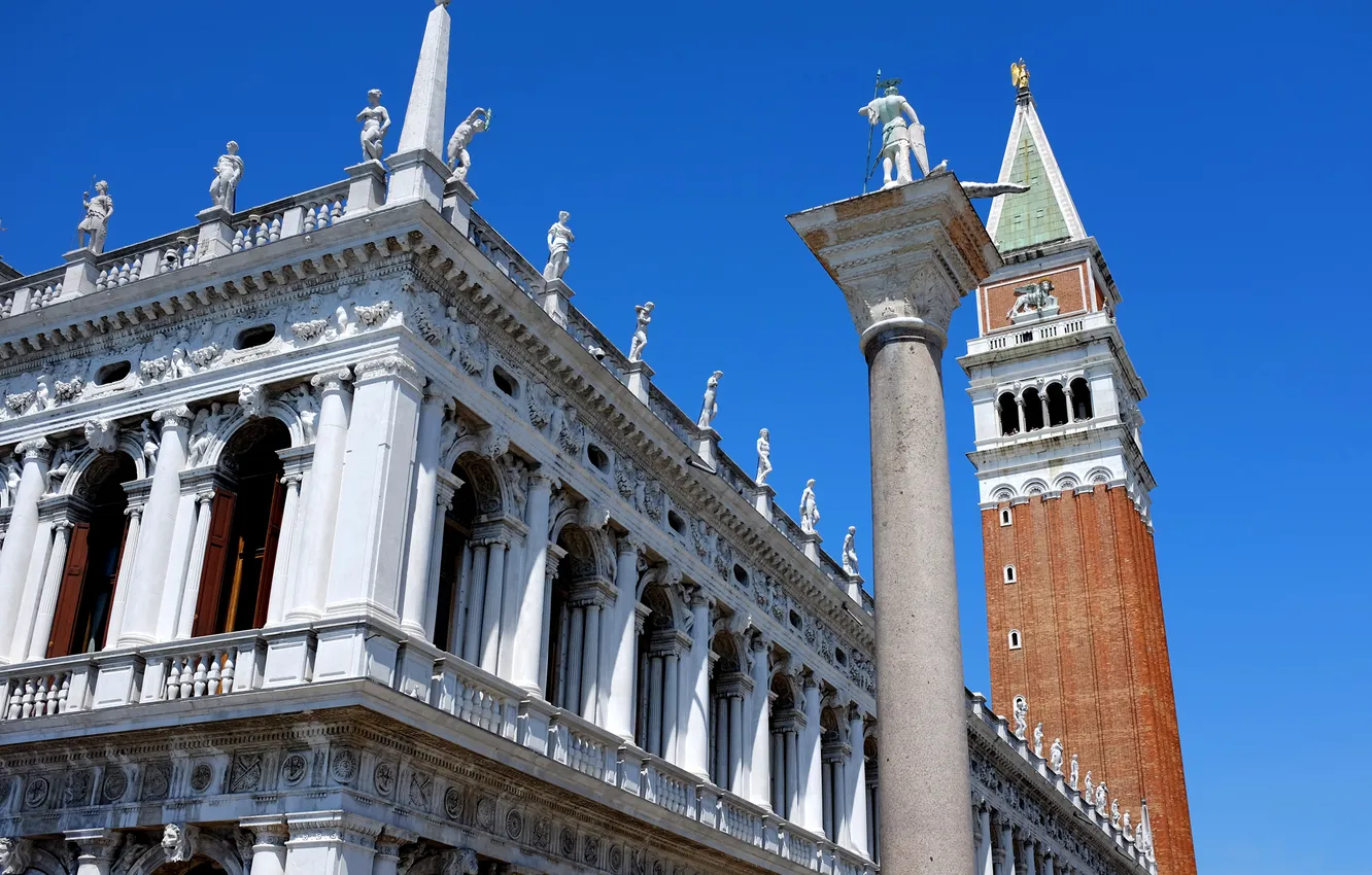 Фото обои небо, Италия, Венеция, кампанила, колонна Святого Теодора, колокольня собора Святого Марка
