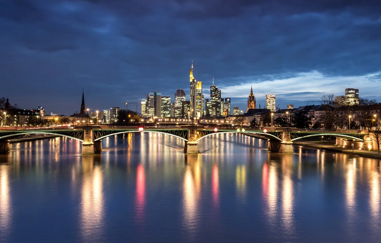 Фото обои ночь, мост, огни, река, дома, Германия, фонари, Frankfurt