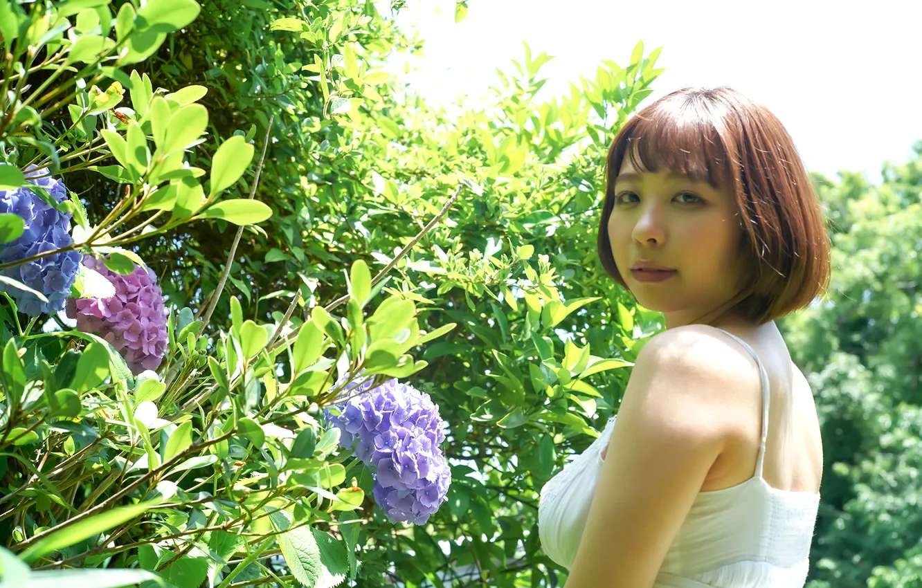 Фото обои Asian, Model, Flower, Smile, Woman, Back, Pretty, Japanese