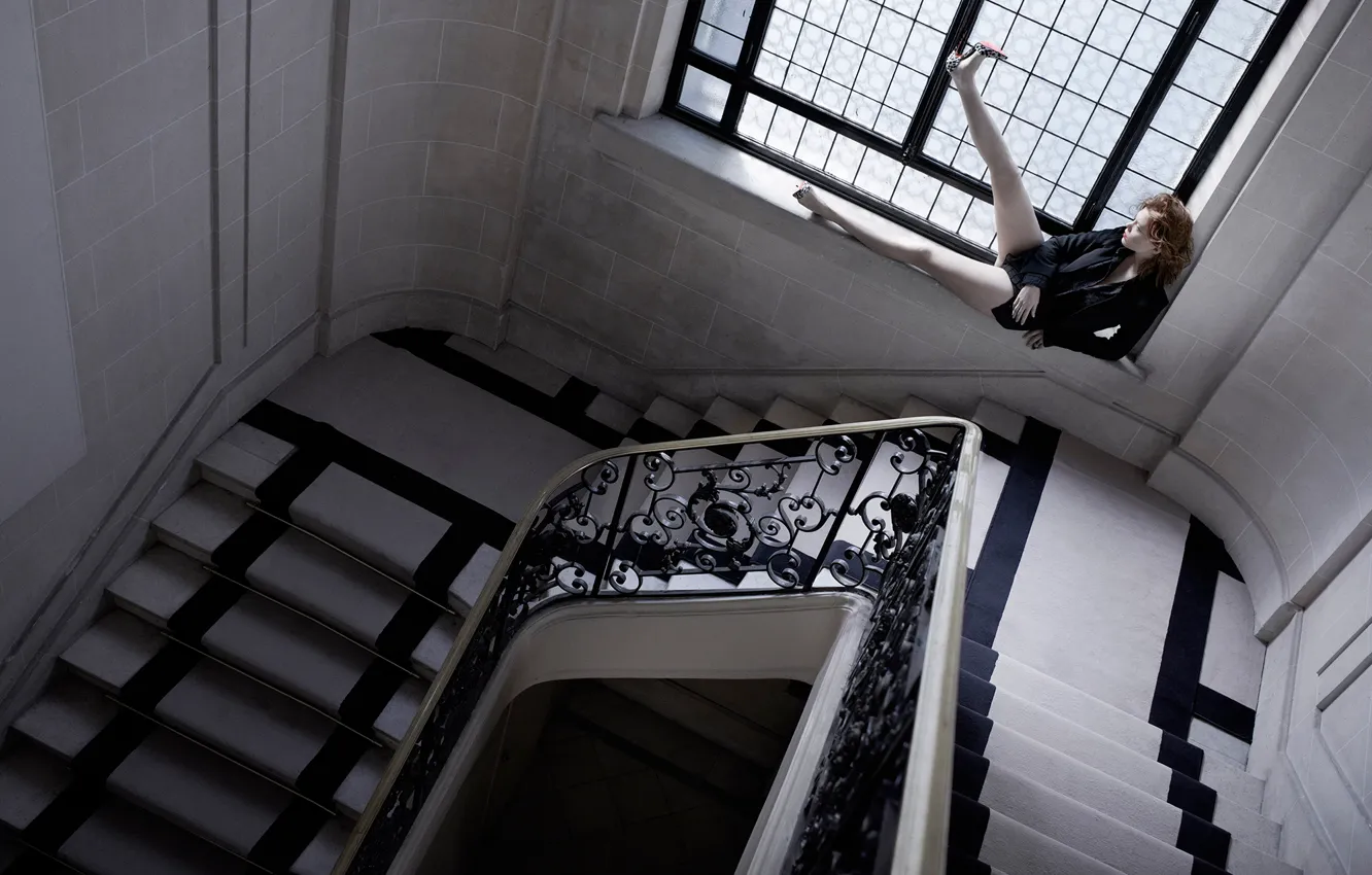 Фото обои окно, лестница, перила, Vogue, Lea Seydoux