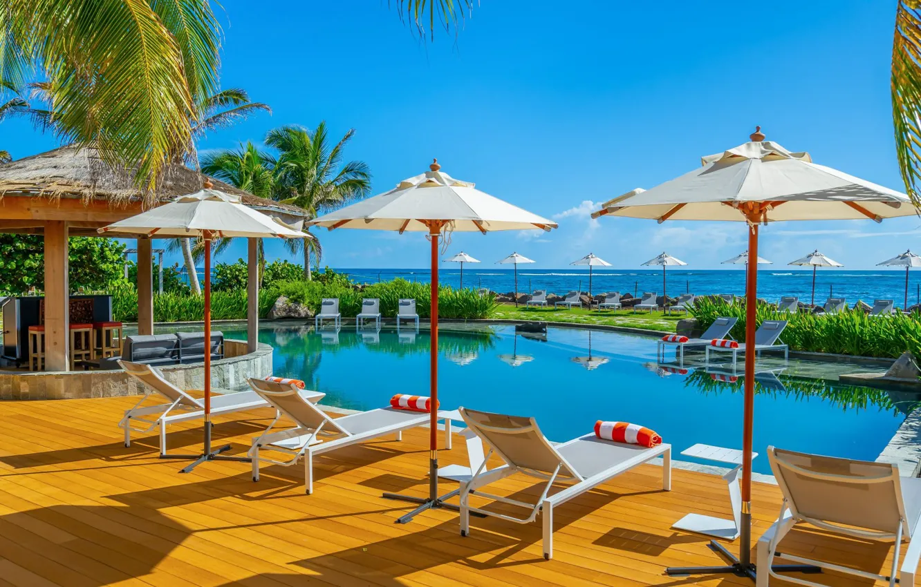 Фото обои море, отдых, бассейн, зонты, лежаки, Карибы, Сент-Китс и Невис, Koi Resort