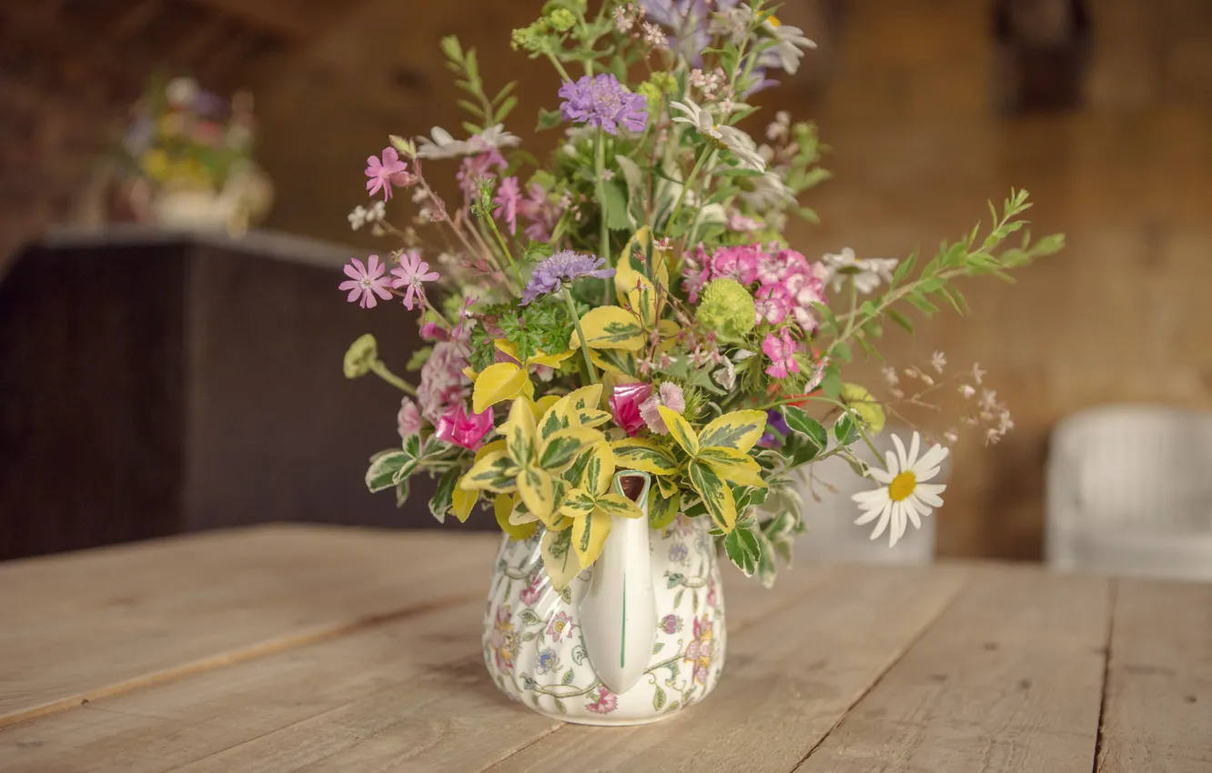 Фото обои flowers, vase, bouquet, table, kettle