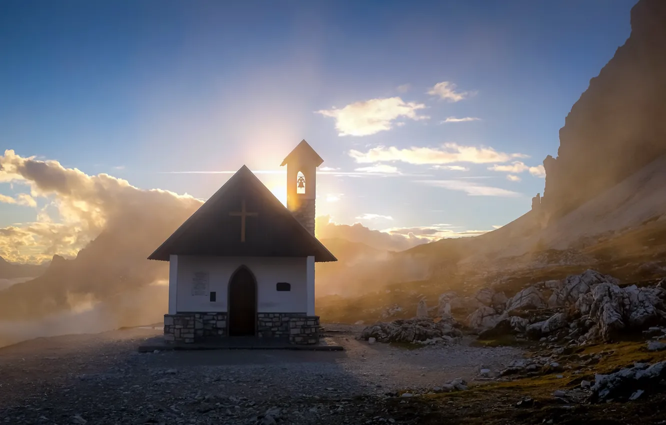 Фото обои mountains, clouds, Capella degli Alpini