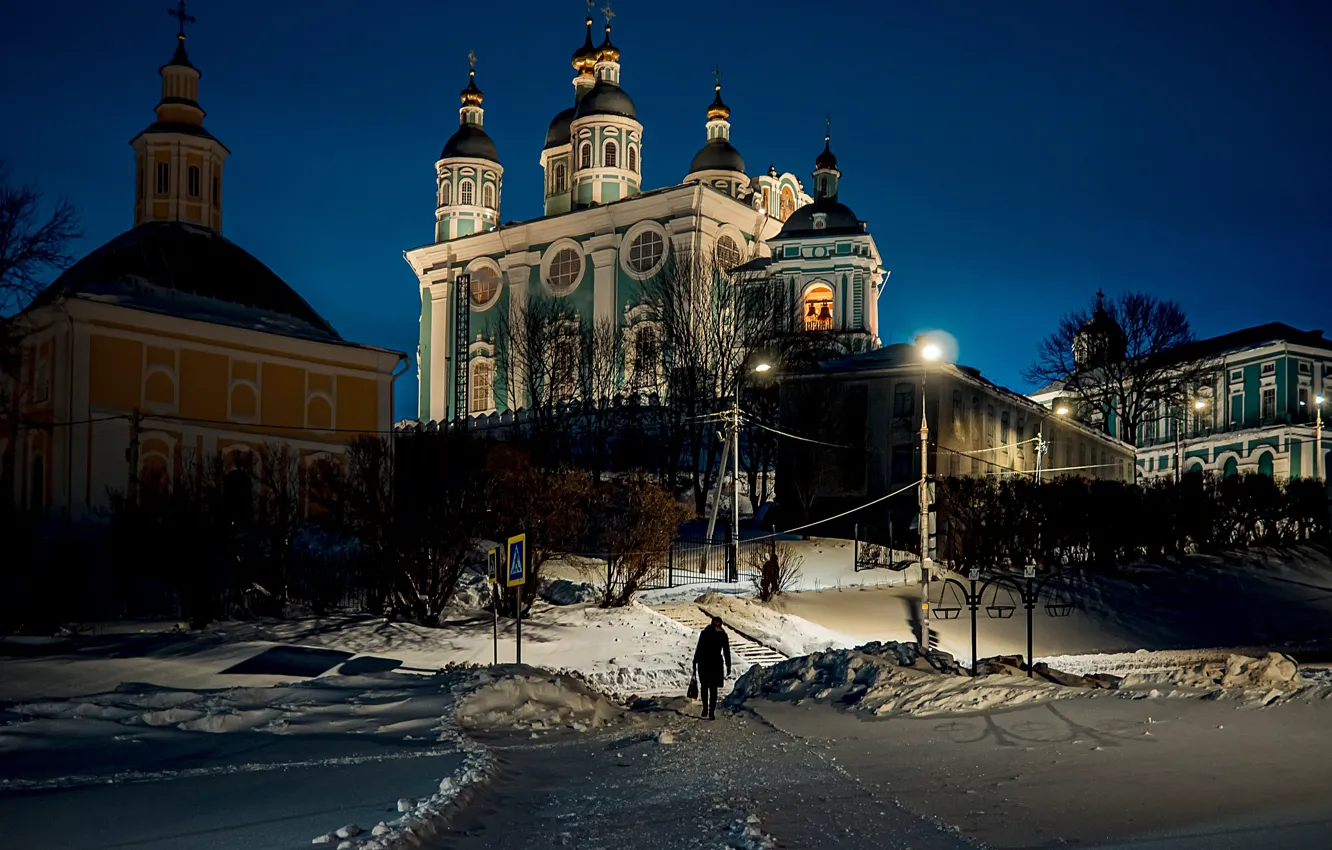 Фото обои зима, снег, пейзаж, город, вечер, освещение, фонари, Успенский собор