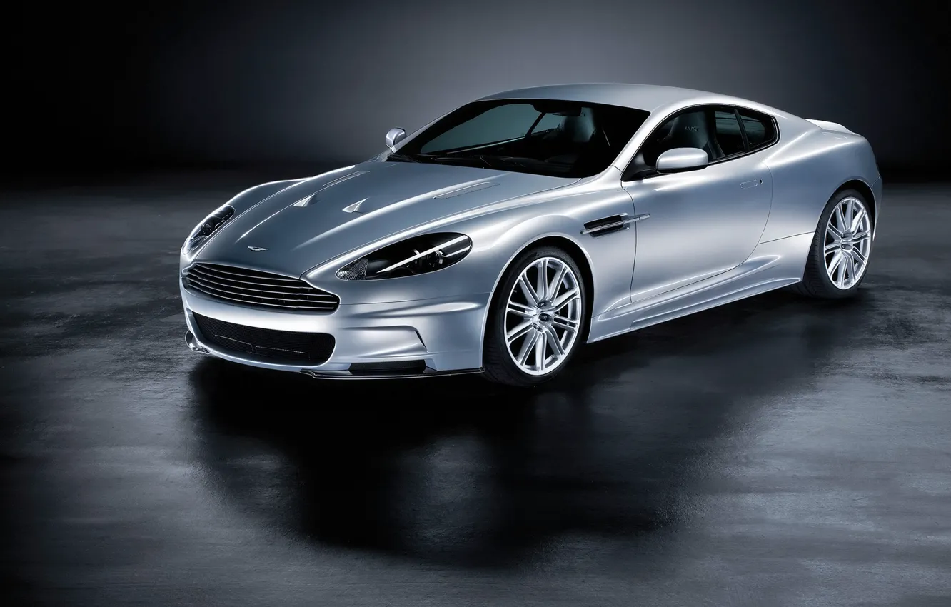 Фото обои Aston Martin, DBS, серебристый