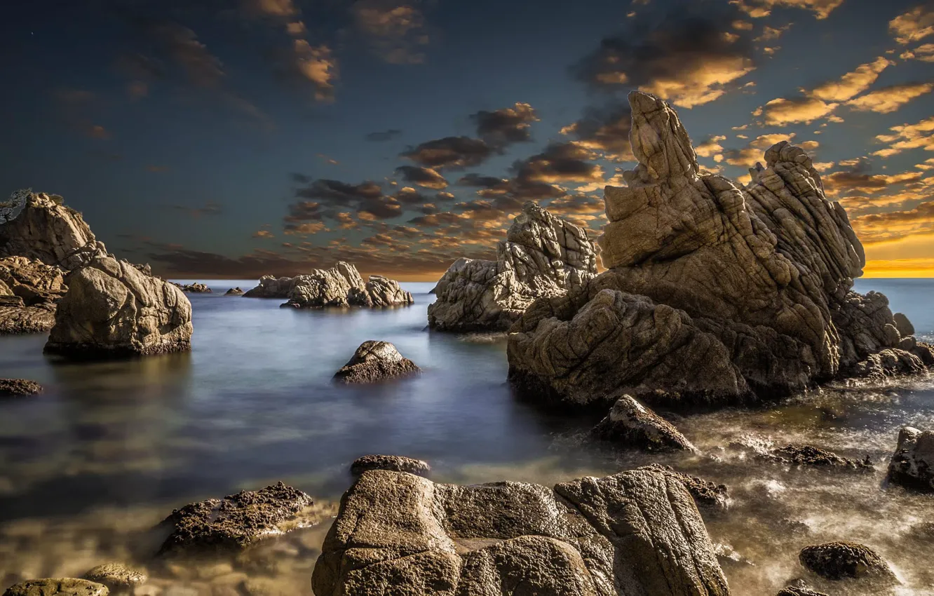 Фото обои море, небо, облака, камни