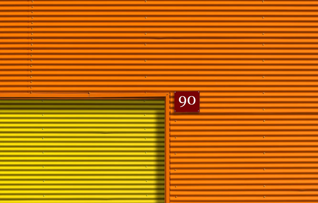 Фото обои оранжевый, жёлтый, табличка, номер 90