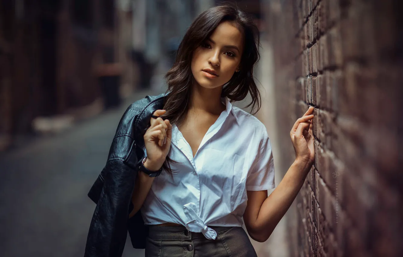 Фото обои макияж, рубашка, губки, локоны, Jodie
