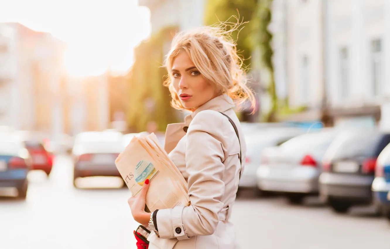 Фото обои girl, amazing, looking, posing, jacket, trendy