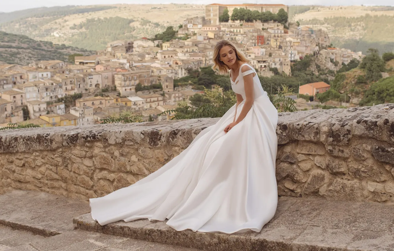 Фото обои girl, dress, beautiful, model, wedding, cute, long-haired, clothes