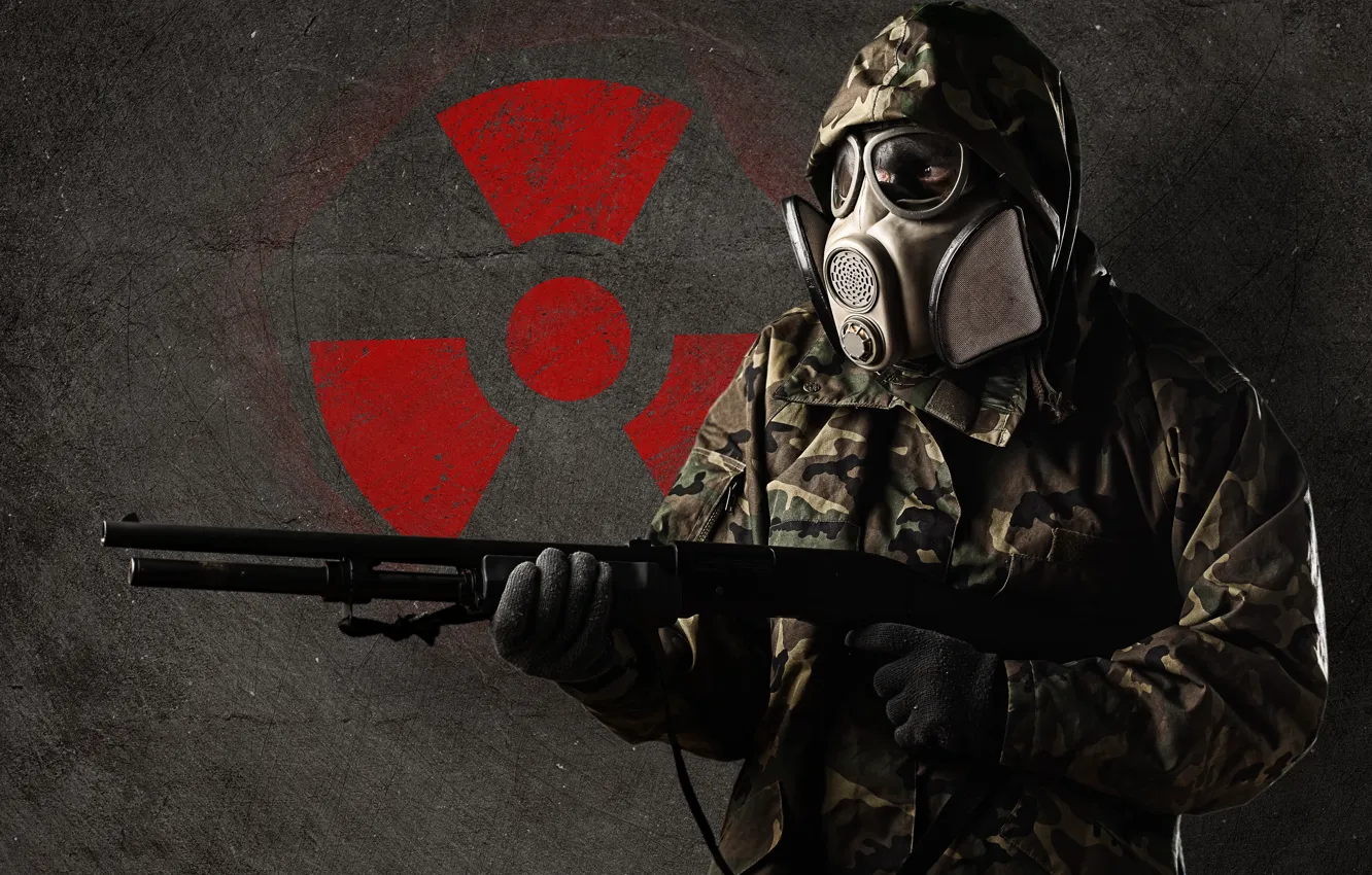 Фото обои оружие, знак, человек, радиация, маска, костюм, перчатки, форма