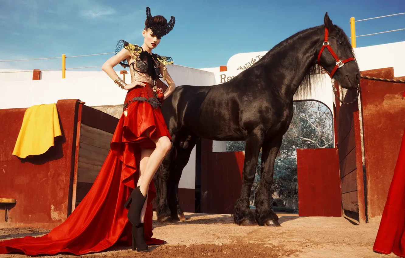 Фото обои девушка, лошадь, Испания, мода, тореадор