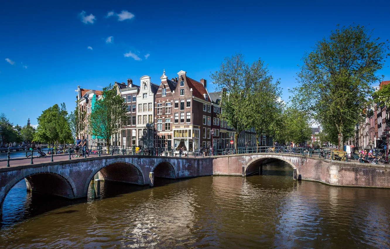 Фото обои лето, небо, деревья, мост, велосипед, люди, дома, Амстердам