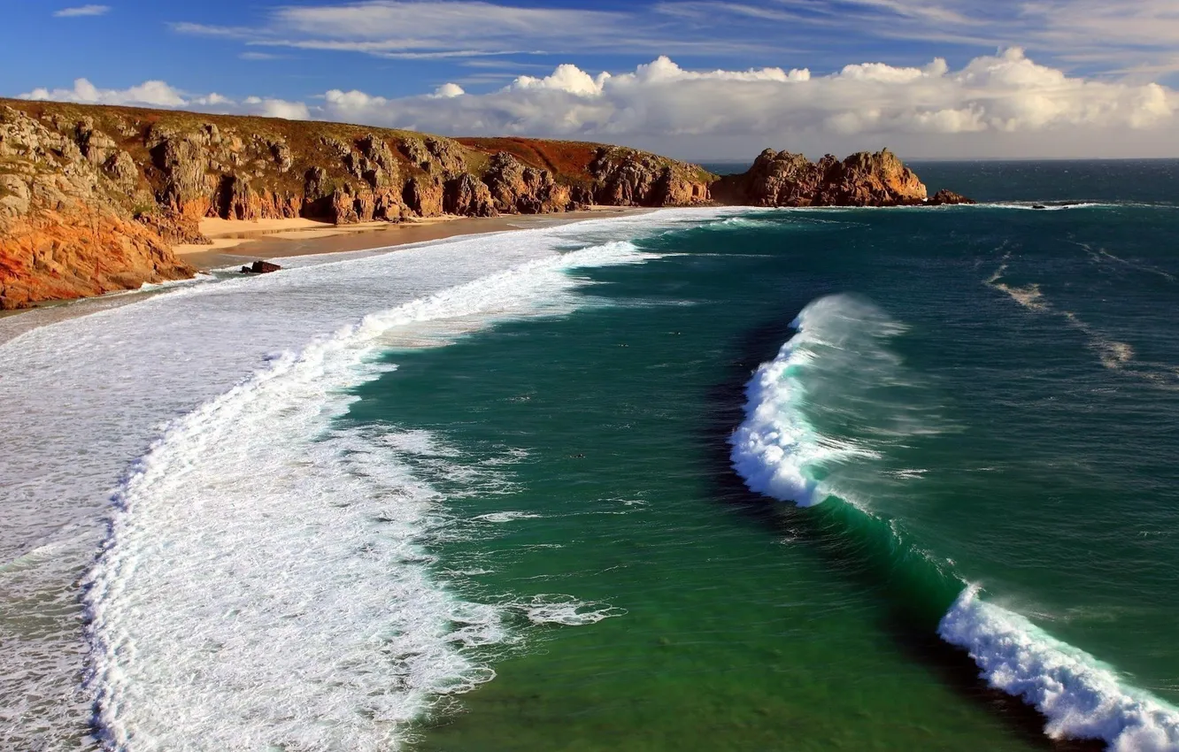 Фото обои песок, волны, облака, камни, океан, скалы, берег