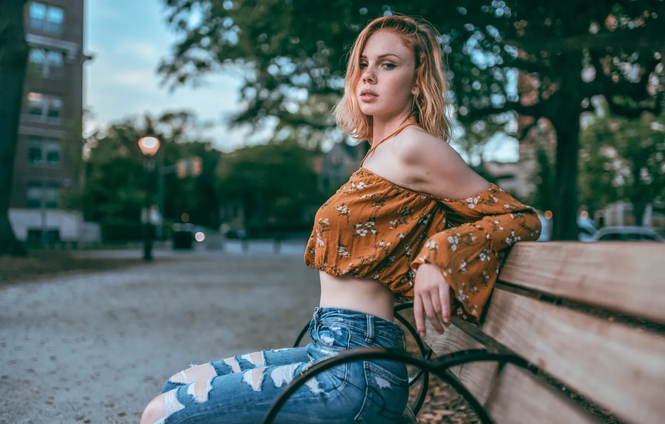 Фото обои девушка, улица, скамья