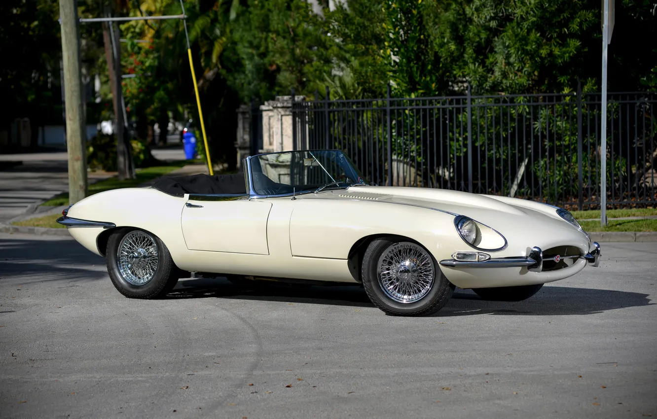 Фото обои белый, Jaguar, ягуар, E-Type, классика, 1967, Series I, Open Two Seater