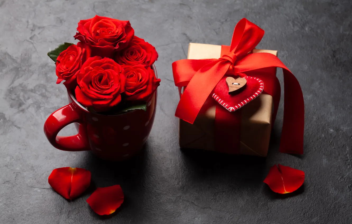 Фото обои любовь, цветы, подарок, романтика, розы, love, happy, День святого Валентина