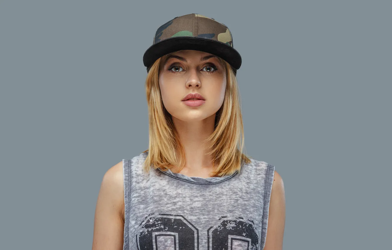 Фото обои blond, female, positive, portrait, baseball cap