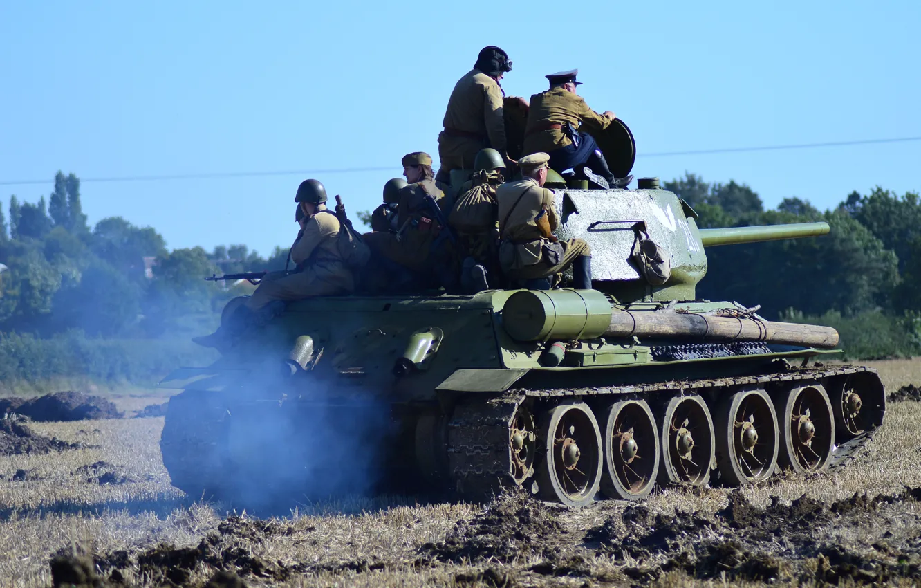 Фото обои танк, советский, средний, Т-34-85, военная реконструкция