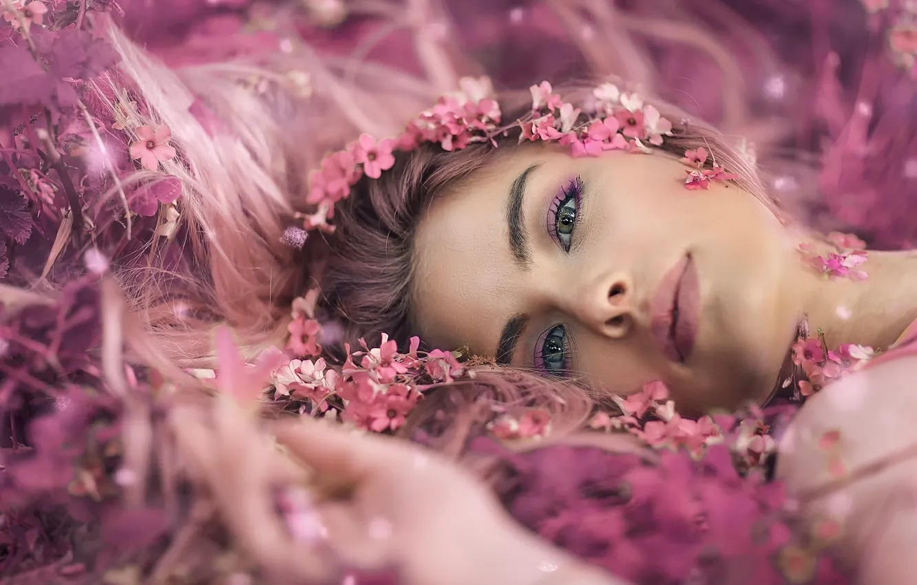 Фото обои макияж, цветочки, Candy, венок, Alessandro Di Cicco