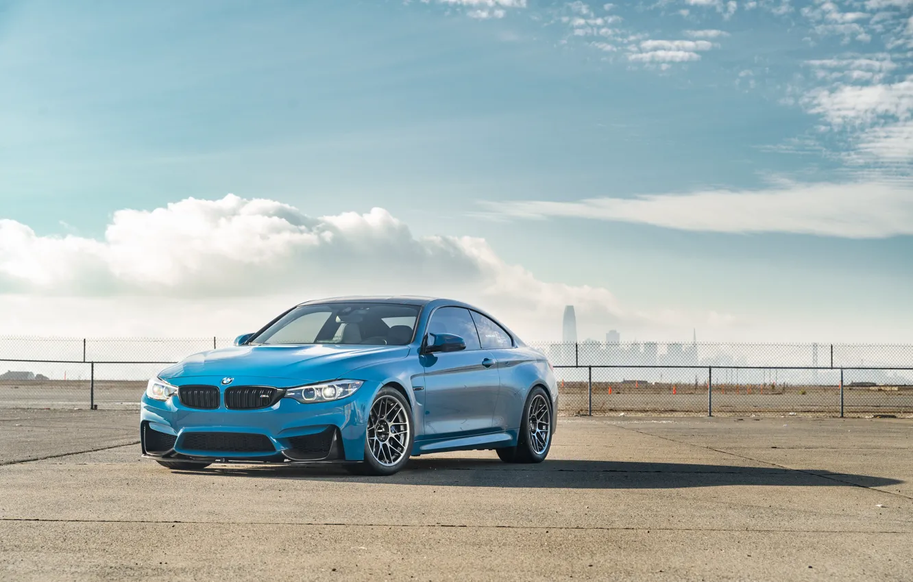 Фото обои bmw, f82, m4, Laguna Seca Blue