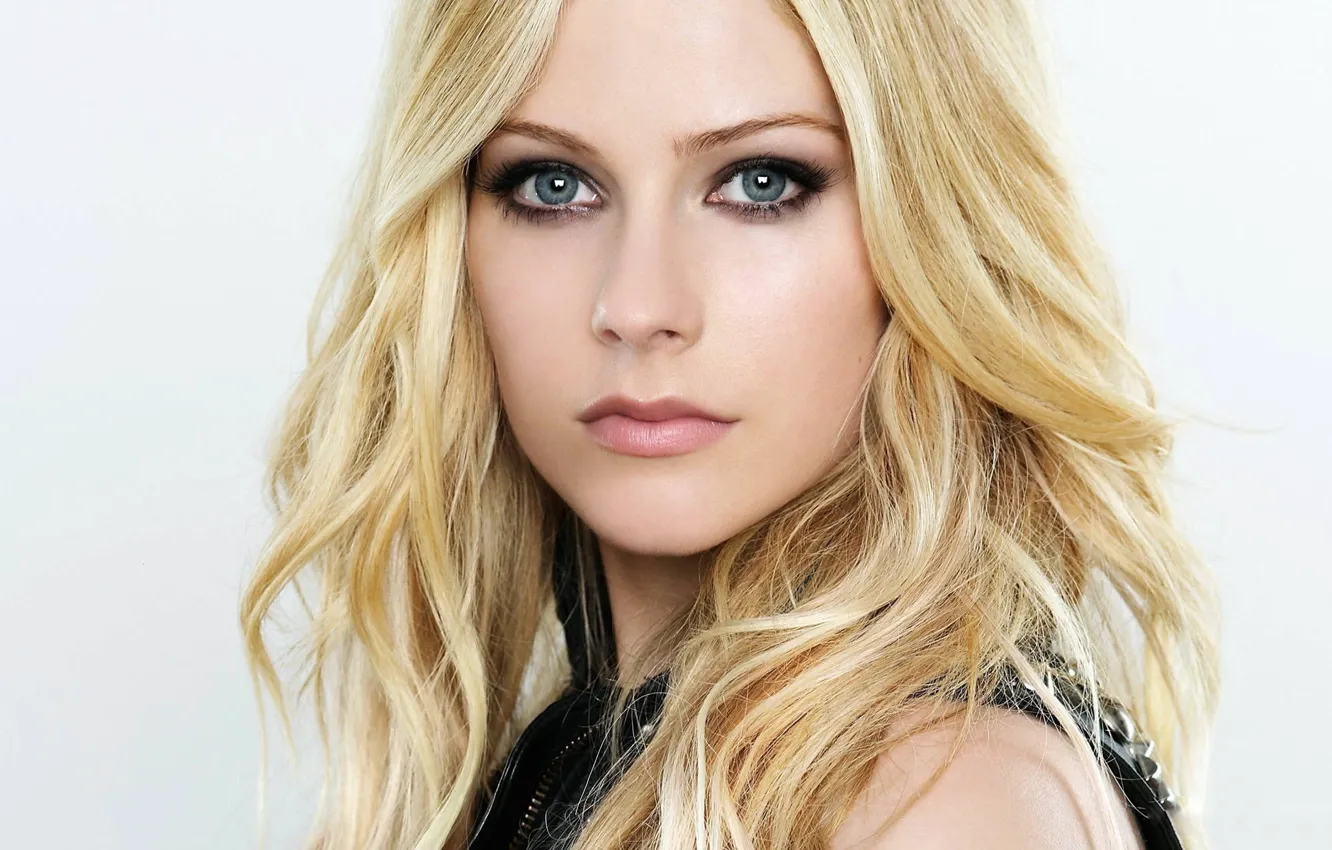 Фото обои певица, Avril Lavigne