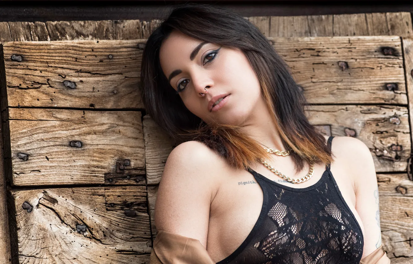 Фото обои взгляд, девушка, лицо, поза, портрет, плечи, Jessica