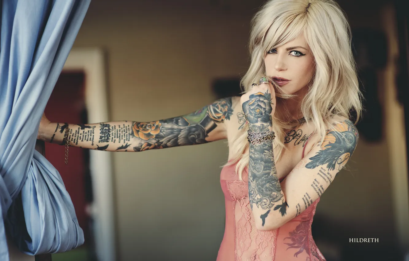 Фото обои тату, Chantelle Nicole, Vice Suicide