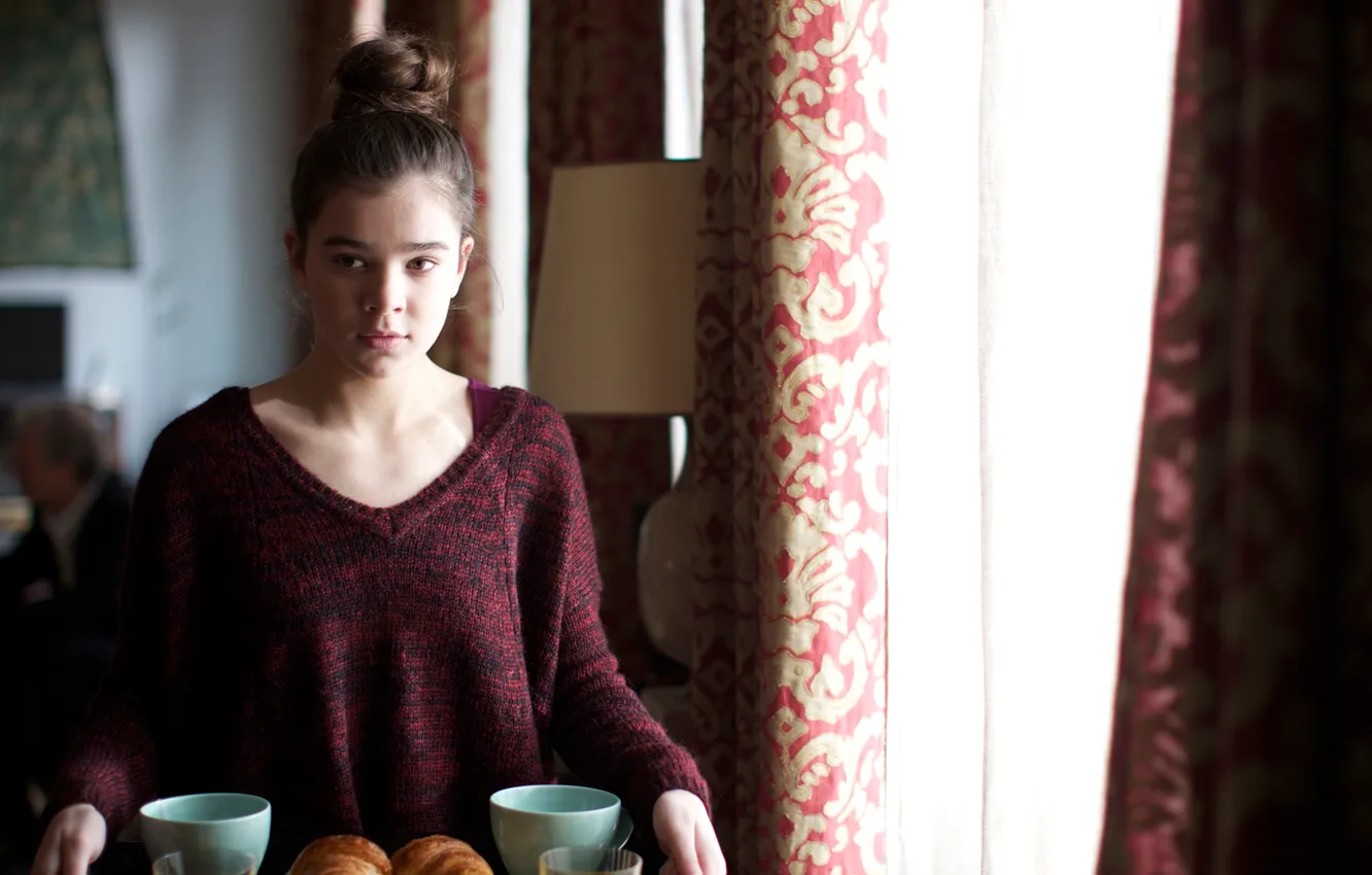 Фото обои Hailee Steinfeld, Zooey Renner, Три дня на убийство, 3 Days to Kill